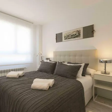 Apartment The Collection - Issar