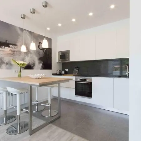 The Collection - Issar San Sebastian