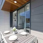The Collection - Issar Apartment *