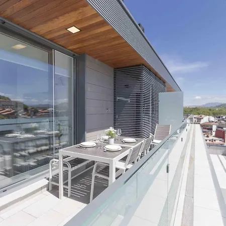 The Collection - Issar شقة