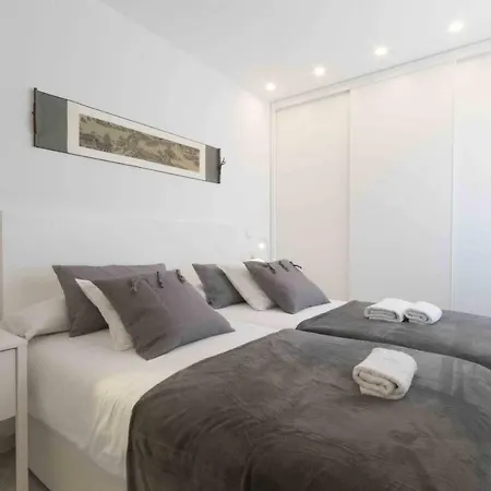 The Collection - Issar * Сан-Себастьян